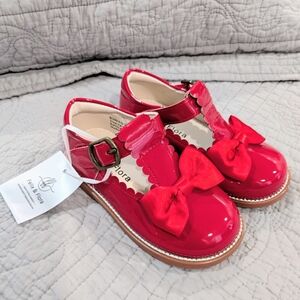 Felix & Flora Toddler Little Girl Mary Jane Dress Shoes.   Size 7